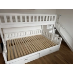 Duże łóżko piętrowe