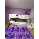 Nowoczesne białe łóżko piętrowe ze schodami dla rodzeństwa