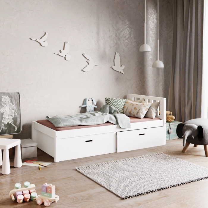 Łóżeczko dziecięce bez barierek z szufladami