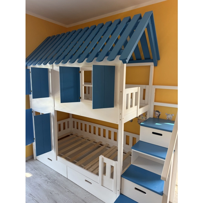 łóżko piętrowe chroniące przed wypadnięciem