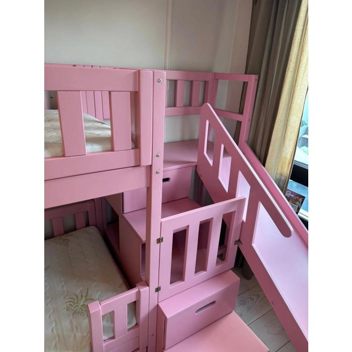 Designerskie łóżko piętrowe ze schodami i ślizgawką dla dzieci