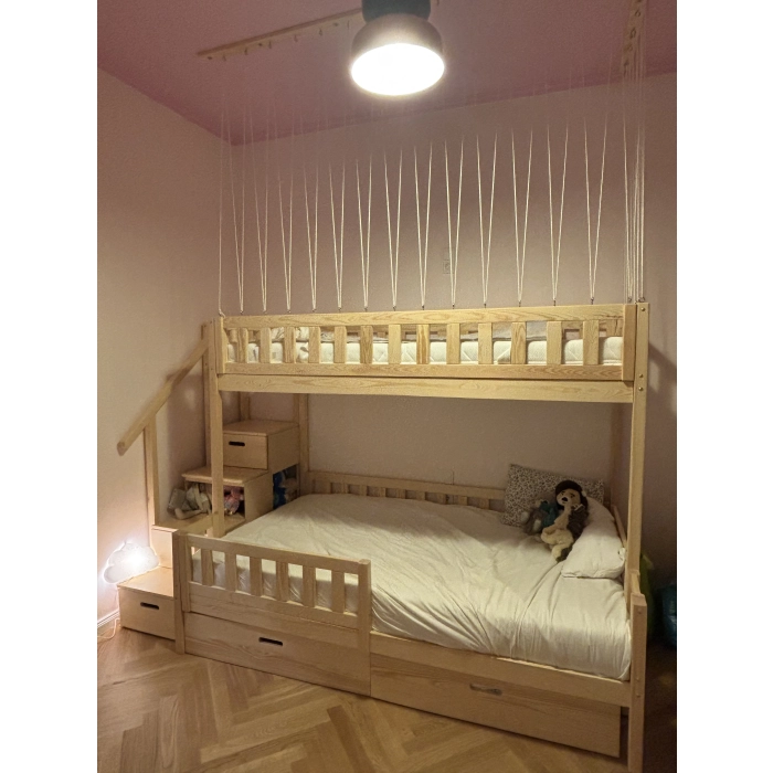 bezpieczne łóżko piętrowe