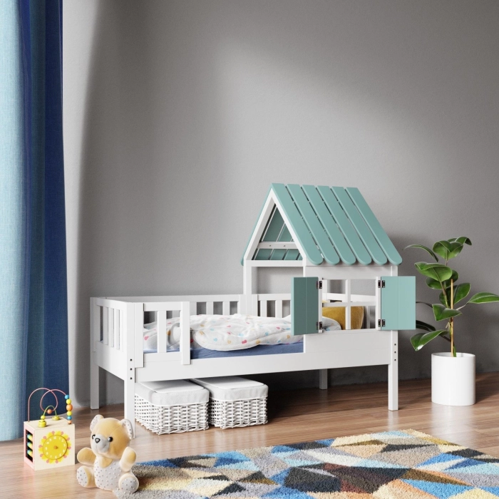 łóżeczko z dachem