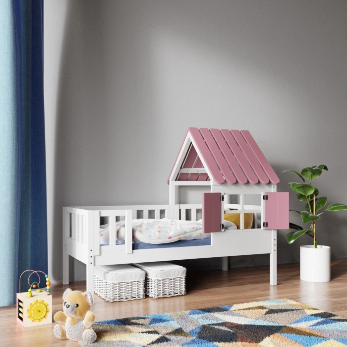 łóżeczko z dachem dla dziewczynki