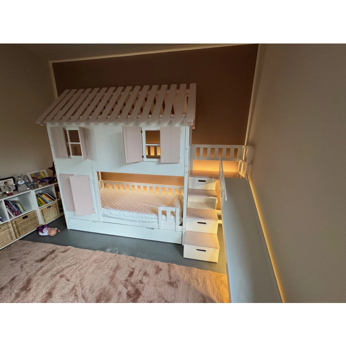 bezpieczne łóżko piętrowe